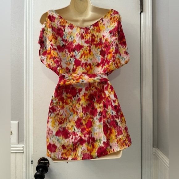 Como M Abstract Floral Belted Tunic Top, Vibrant Pink Yellow Print, Size M - Picture 8 of 11